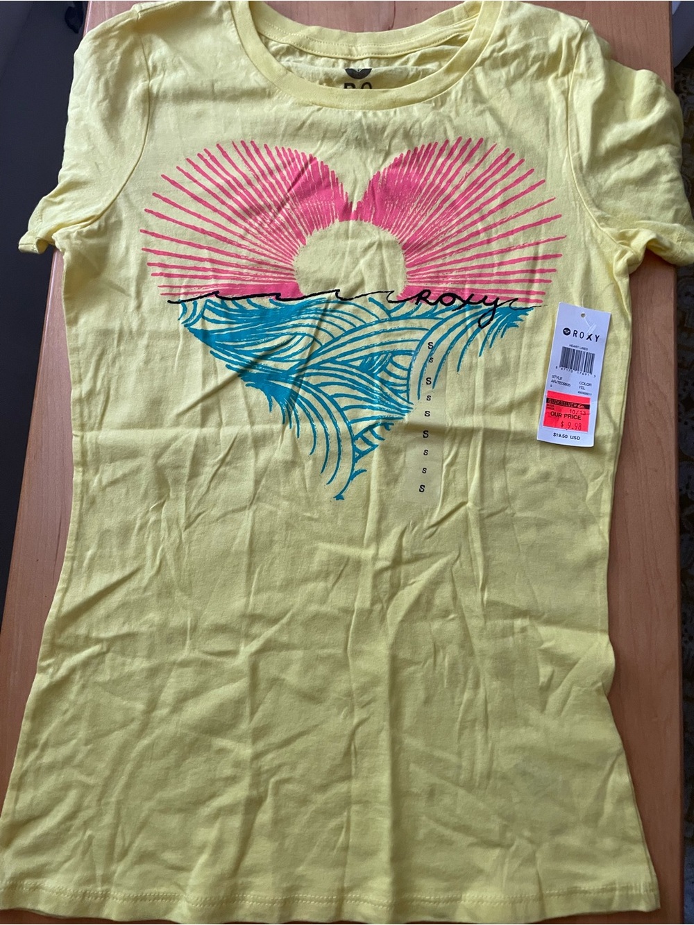 Y2K! Bundle Of 3 Roxy T Shirts. Yellow Small-Medium. Juniors. New With Tags! - Picture 2 of 10